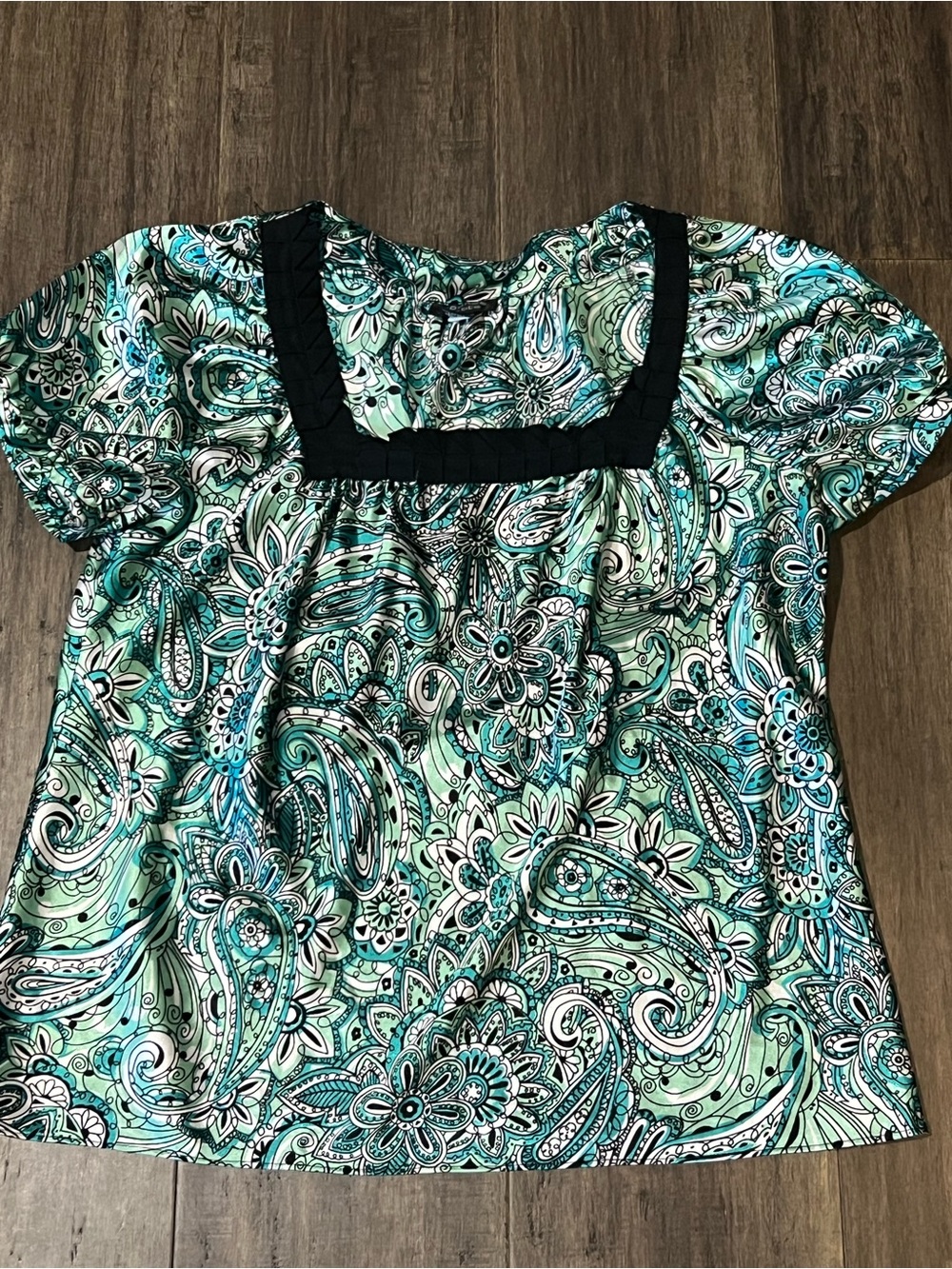 Ladies INC international concept short sleeve Y2K green satin top shirt petite L